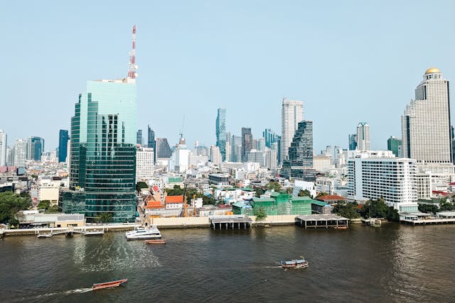 Opportunities and Challenges for Doing Business in the Thai Market